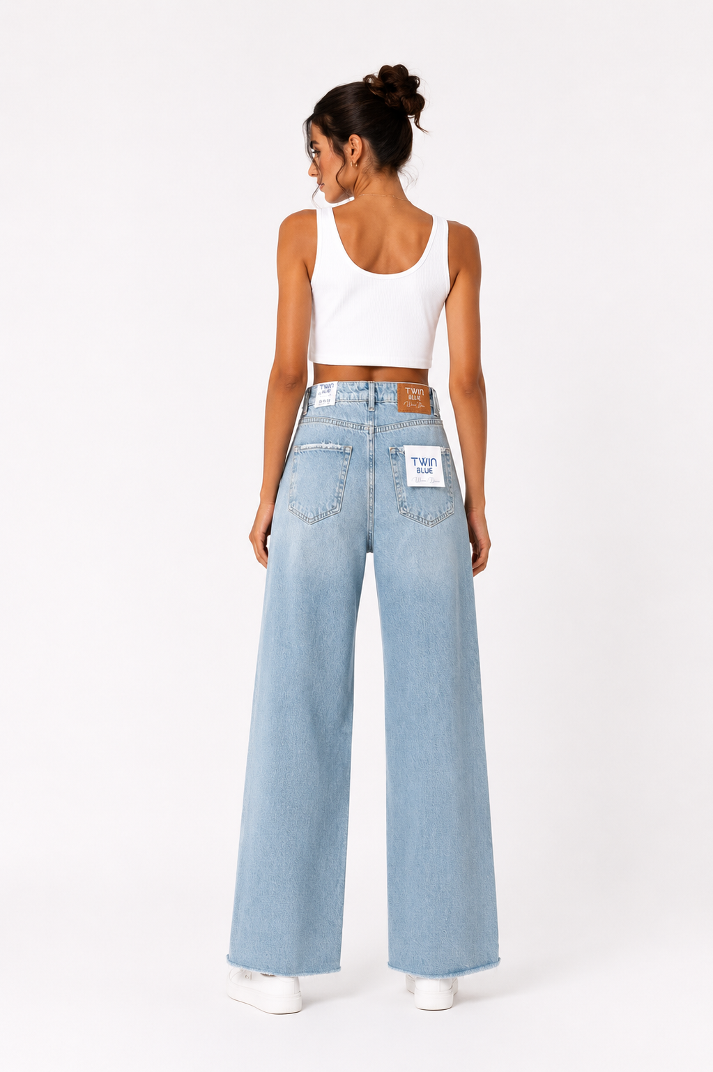 Light Wash Ripped Wide-Leg Jeans