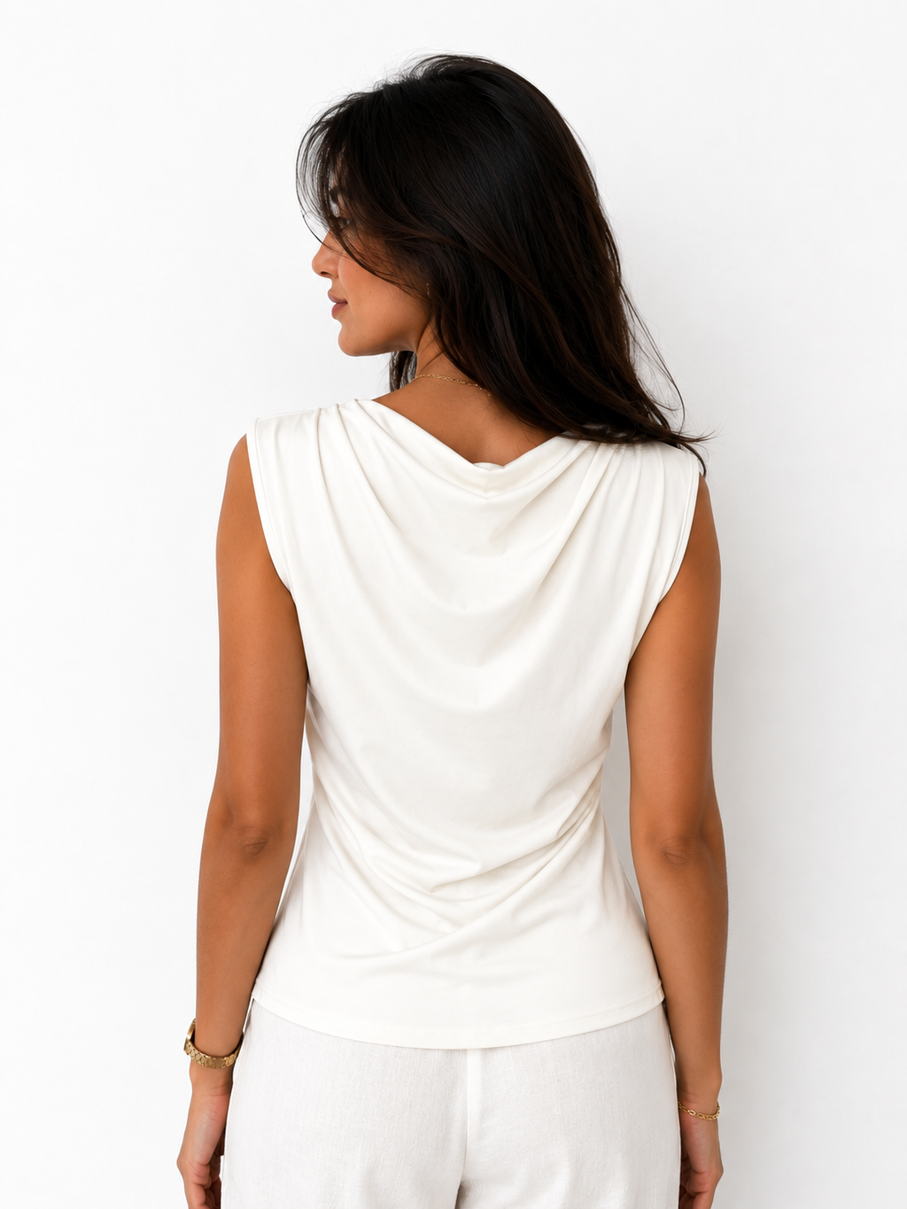 Top with Waist Brooch Detail